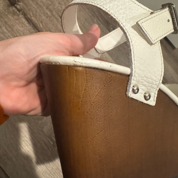 CHRISTIAN DI RICCIO WHITE LEATHER PLATFORM WEDGE SANDALS with studs 9.5 (41) - Picture 13 of 14